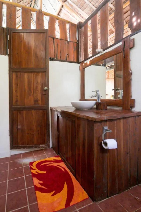 Хостел Busuanga Backpackers Concepcion  Экстерьер фото